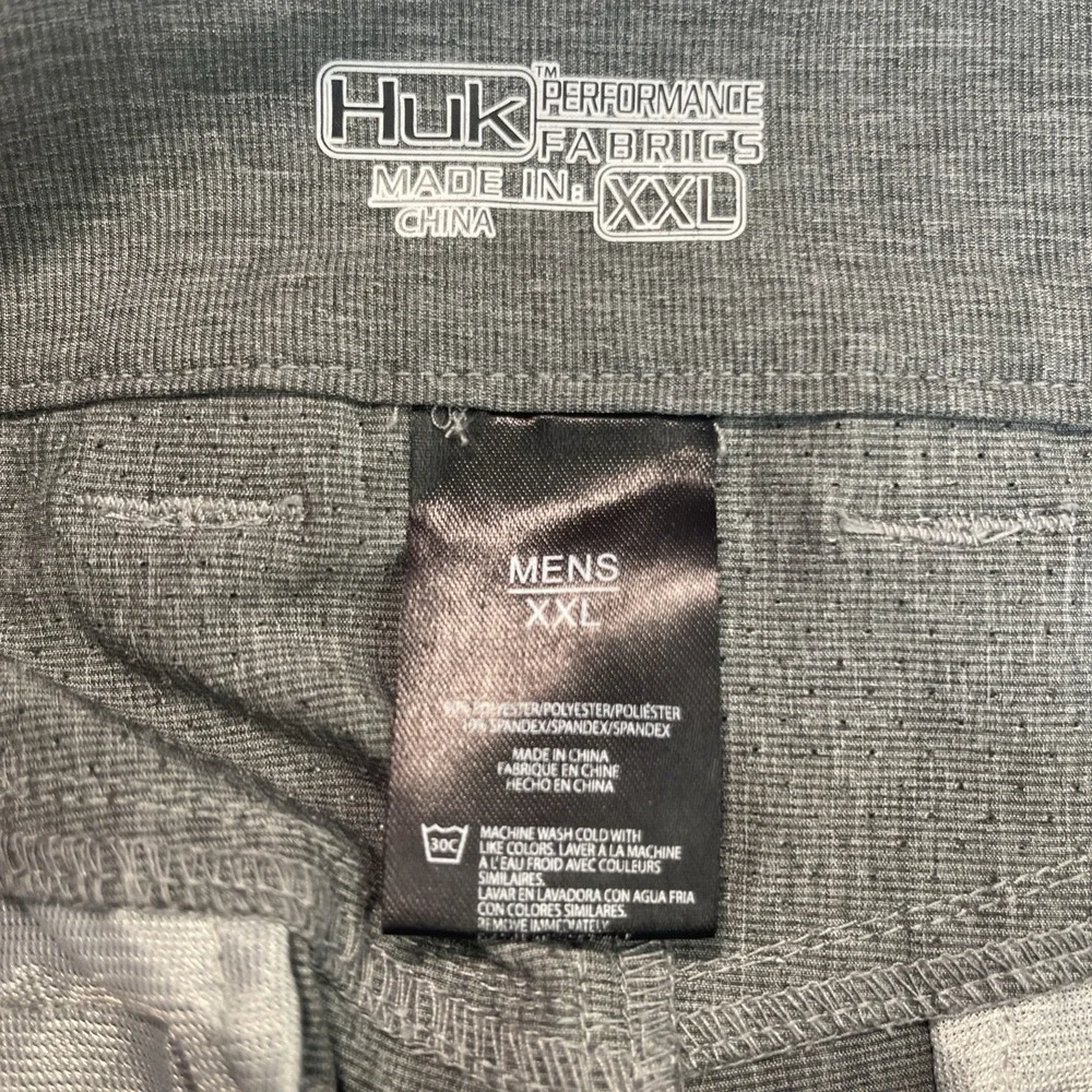 Huk‎ Beacon Short Mens 2XL 40x8 Grey Performance Stretch Fishing Quick Dry